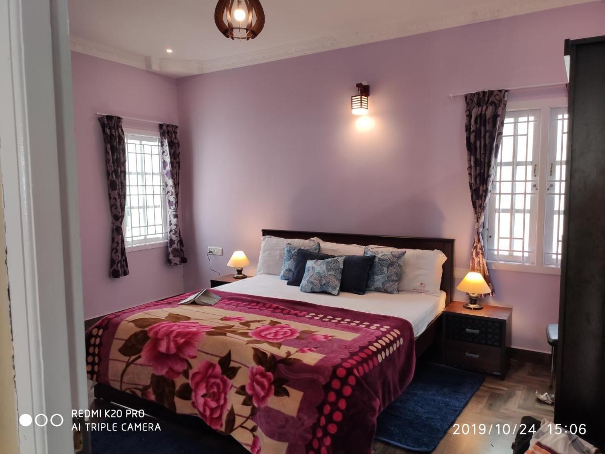 Adhithya Holidays Kodaikanal Room photo
